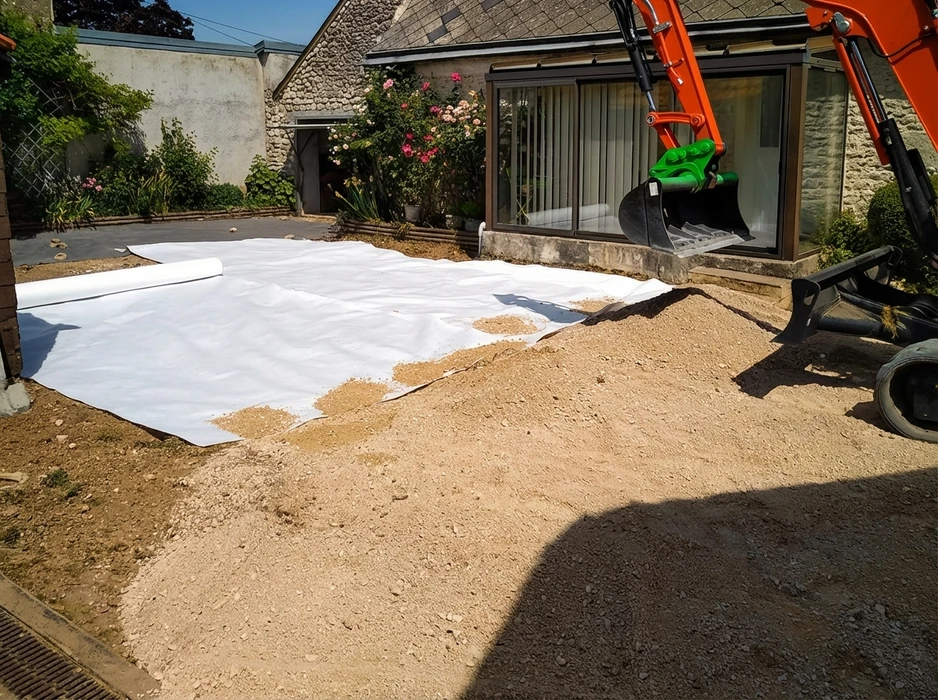 Chantier extérieur d'aménagement de voirie privée